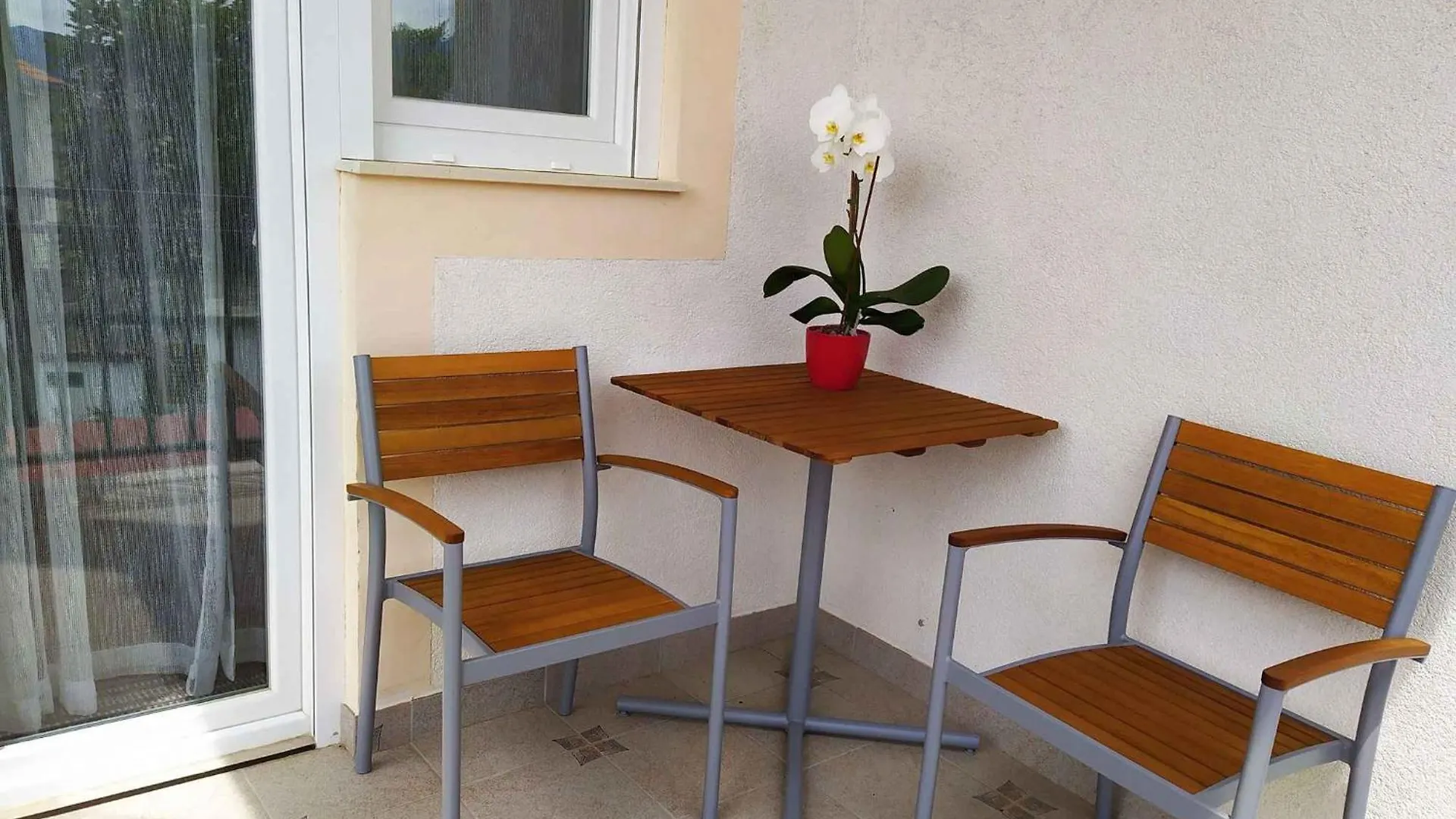 Apartments In Novi Vinodolski 42648