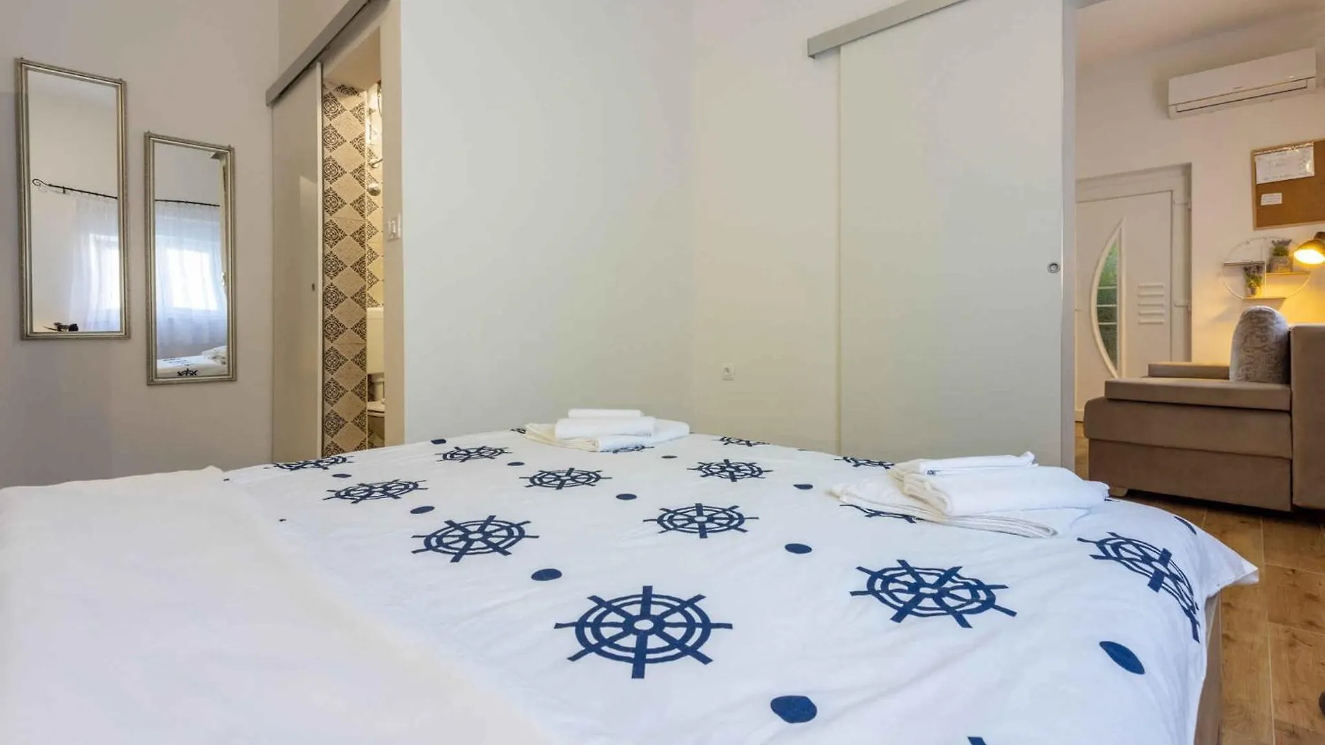 Apartments In Novi Vinodolski 42648 Croatia