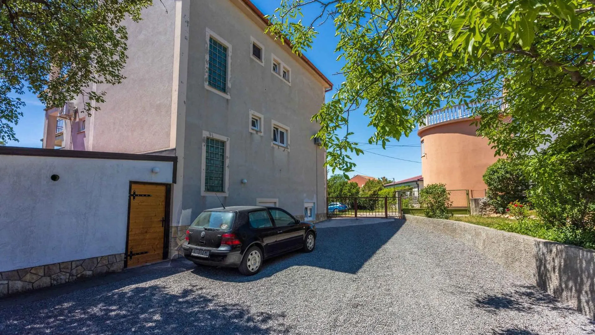 Apartments In Novi Vinodolski 42648