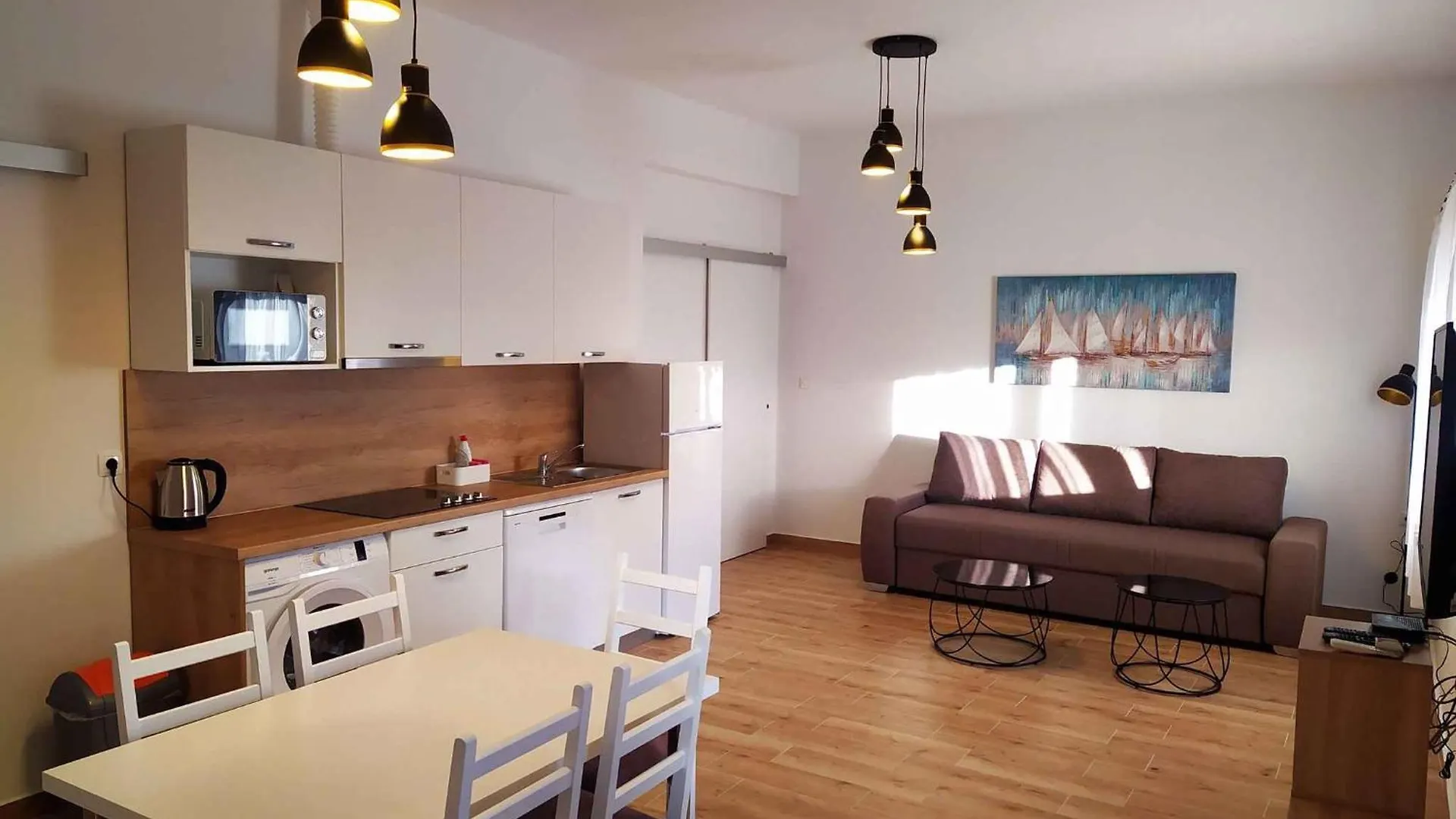 Apartments In Novi Vinodolski 42648