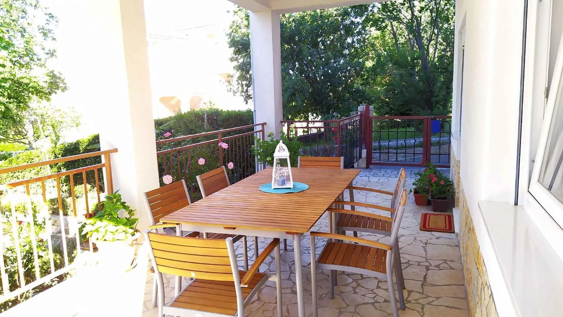 Apartments In Novi Vinodolski 42648